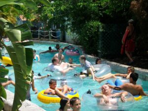 vacation homes near wet and wild orlando