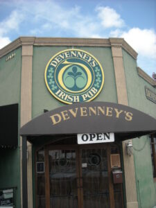 Devenney's Irish Pub